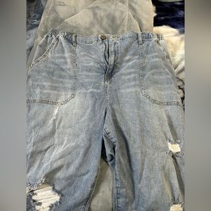 Size 2X Fashion Nova High Waisted Cuffed Jeans